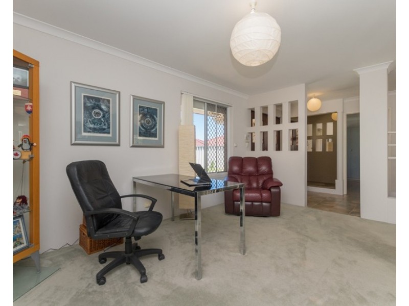 8 Leven Rise, Kinross WA 6028