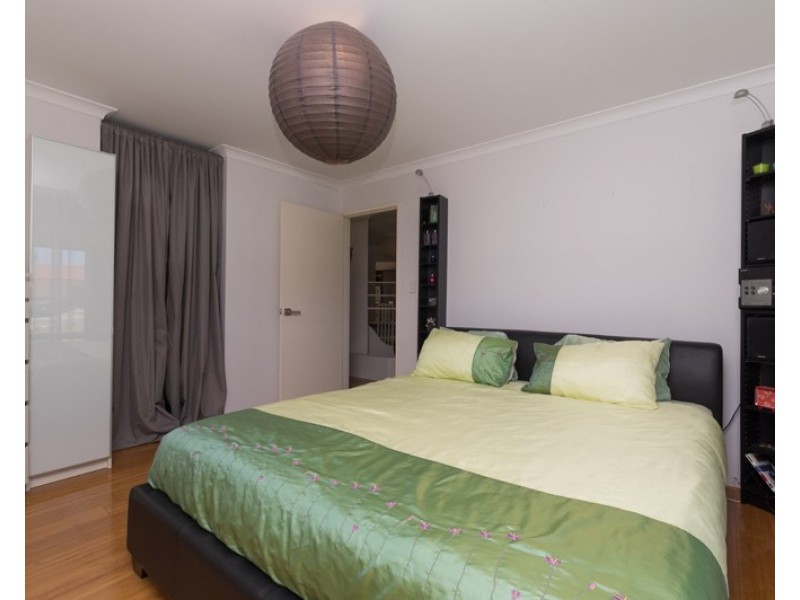 8 Leven Rise, Kinross WA 6028