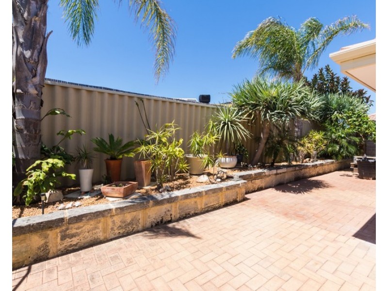 8 Leven Rise, Kinross WA 6028