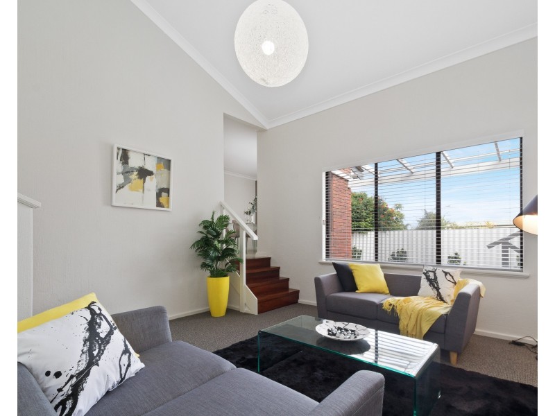 15 New Cross Road, Kingsley WA 6026