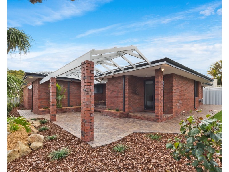 15 New Cross Road, Kingsley WA 6026