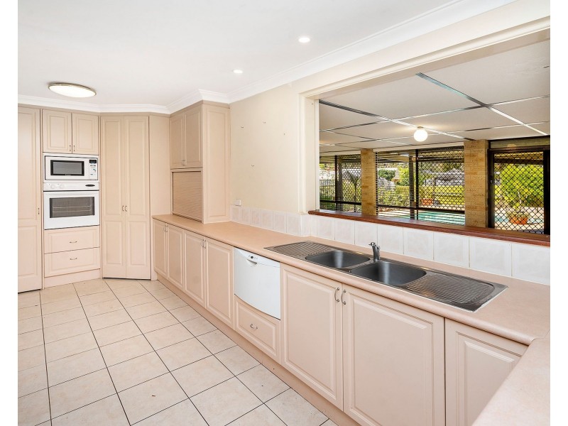 154 Kingsley Drive, Kingsley WA 6026