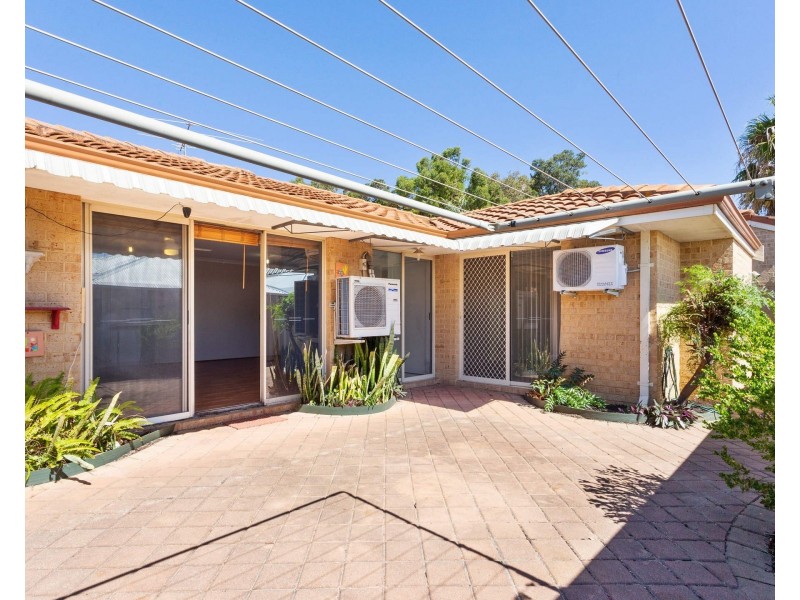 35A Barnes Street, Innaloo WA 6018