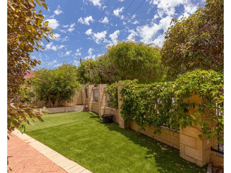 23A Ramsay Street, Karrinyup WA 6018