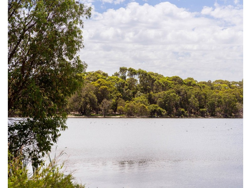 23A Ramsay Street, Karrinyup WA 6018