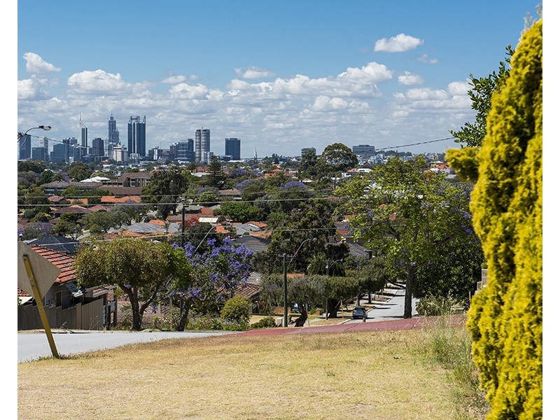 4/79 Banksia Street, Joondanna WA 6060