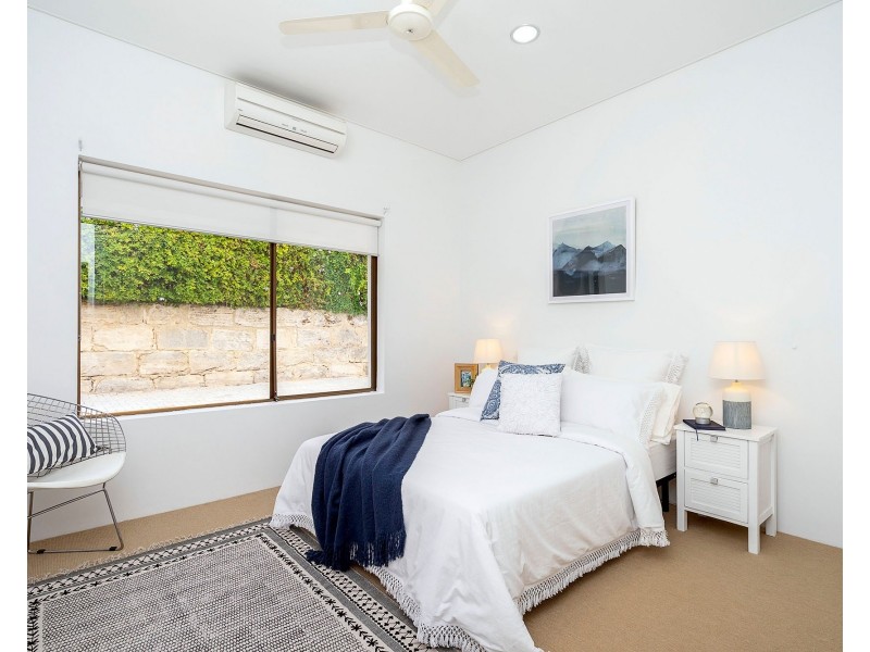 30 Oxcliffe Road, Doubleview WA 6018