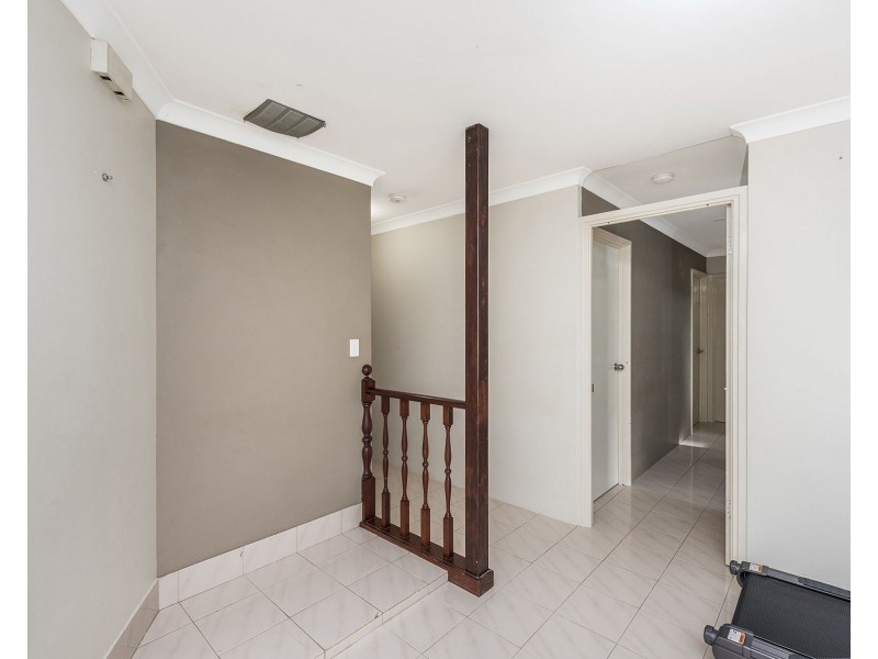 16 Willshire Way, Yangebup WA 6164