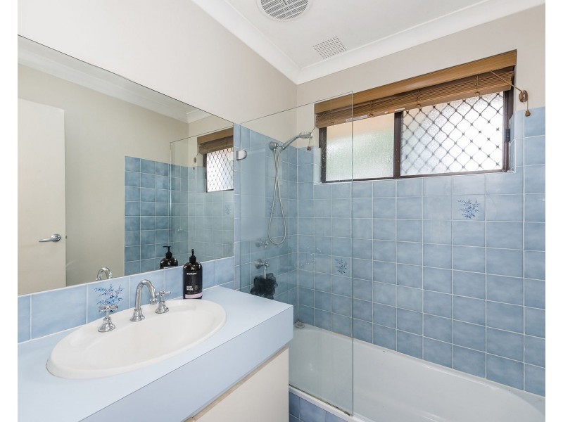 16 Willshire Way, Yangebup WA 6164