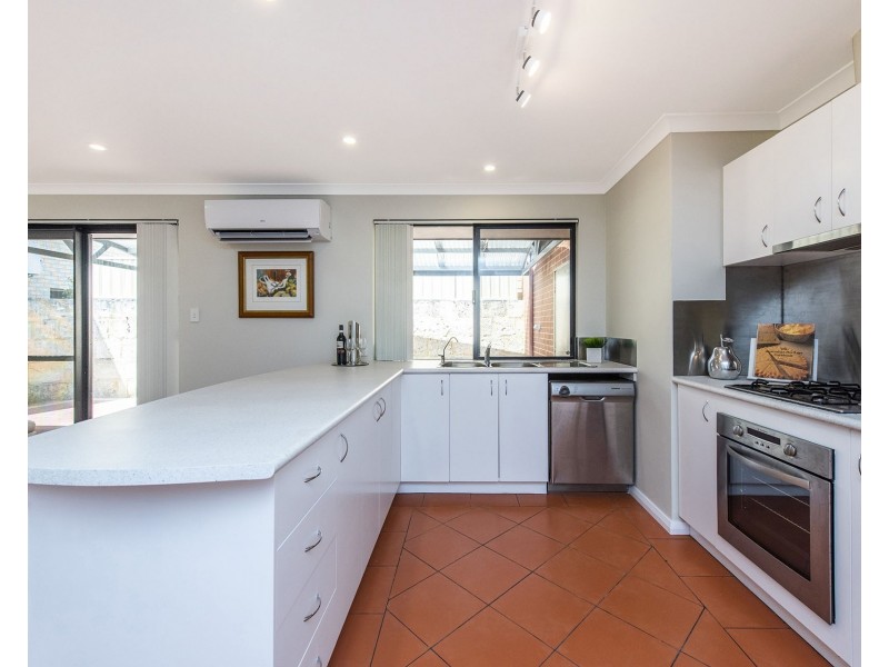 8B Ambrose Street, Innaloo WA 6018