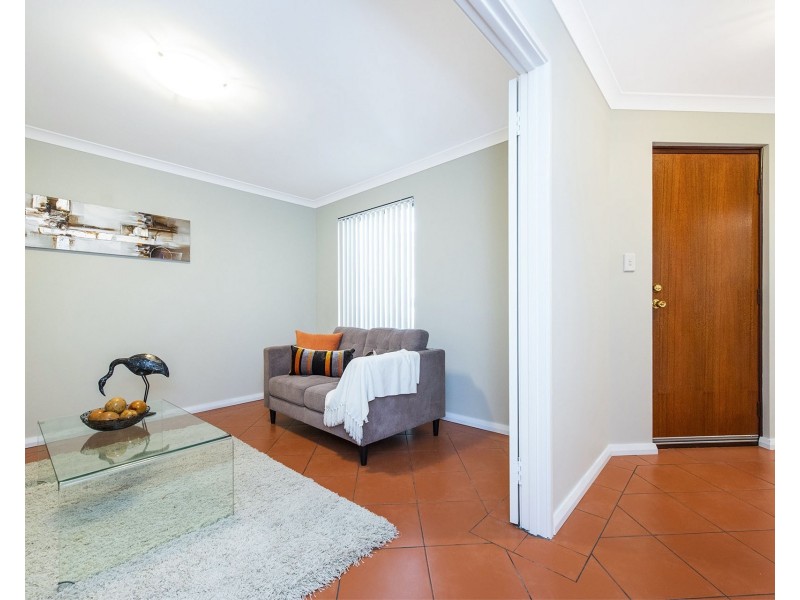 8B Ambrose Street, Innaloo WA 6018