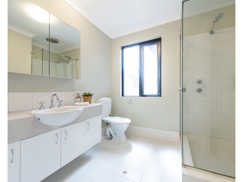 8B Ambrose Street, Innaloo WA 6018