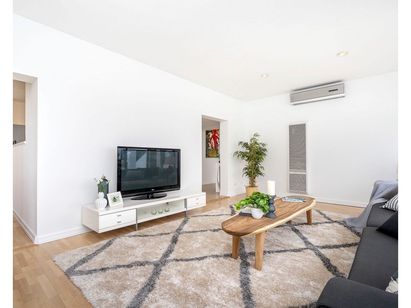 30 Oxcliffe Road, Doubleview WA 6018