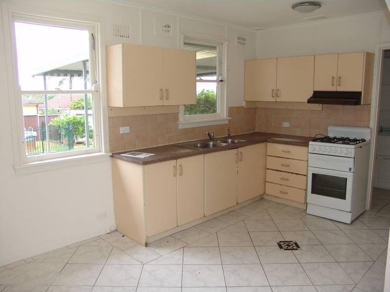 49 Heckenberg Avenue, Sadleir NSW 2168