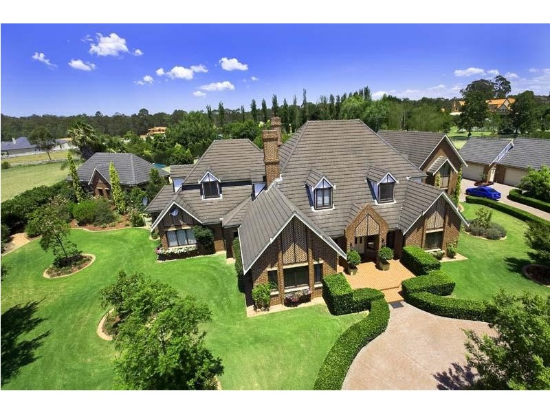 3 Pembury Close, Denham Court NSW 2565