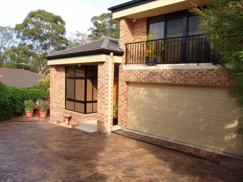 6 Heysen Place, Casula NSW 2170