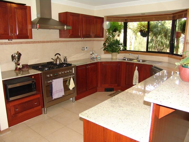 6 Heysen Place, Casula NSW 2170