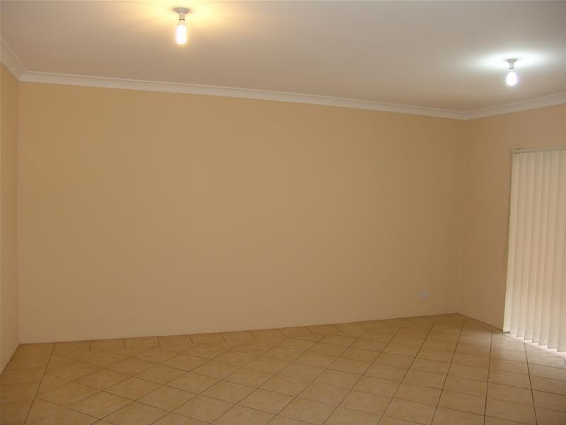 5/12 Charles Street, Liverpool NSW 2170