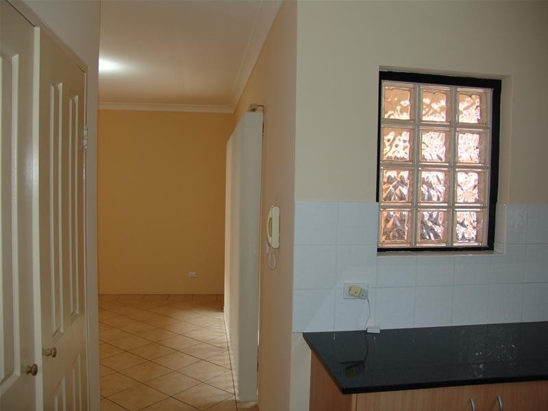 5/12 Charles Street, Liverpool NSW 2170