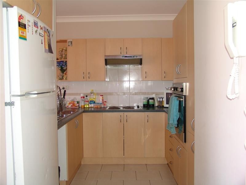 9/69 Bathurst Street, Liverpool NSW 2170