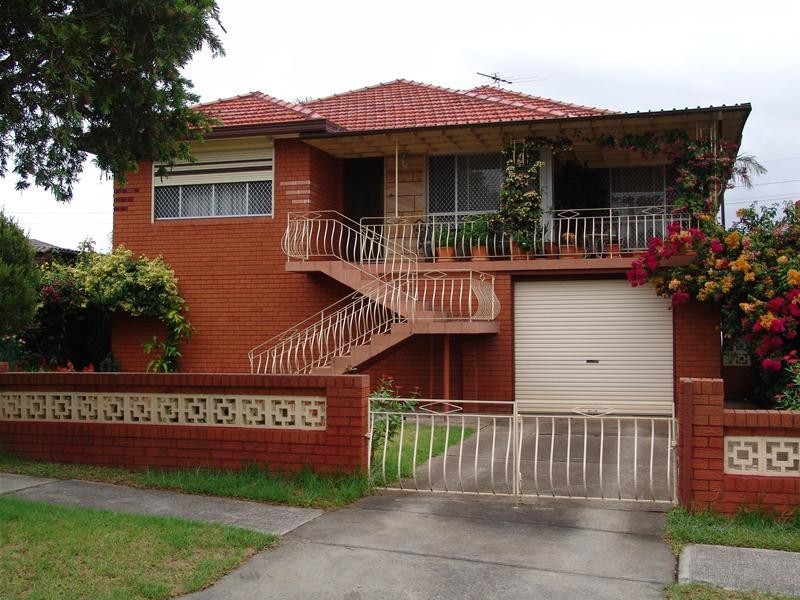 6 Pearce Street, Liverpool NSW 2170