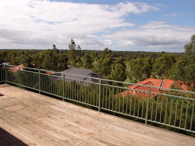 6 Governors Way, Macquarie Links NSW 2565