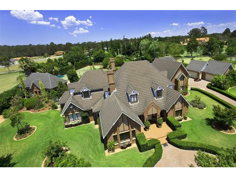 3 Pembury Close, Denham Court NSW 2565