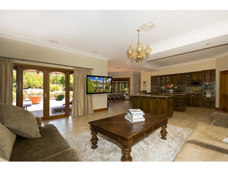 3 Pembury Close, Denham Court NSW 2565