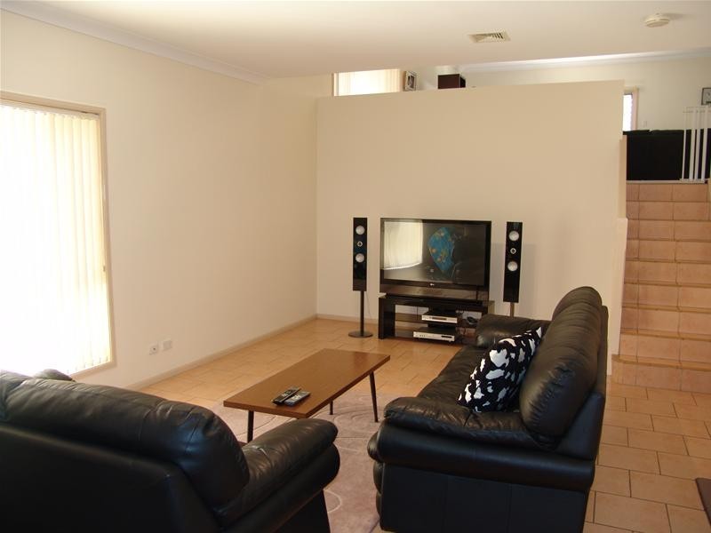 13 Perina Close, Casula NSW 2170