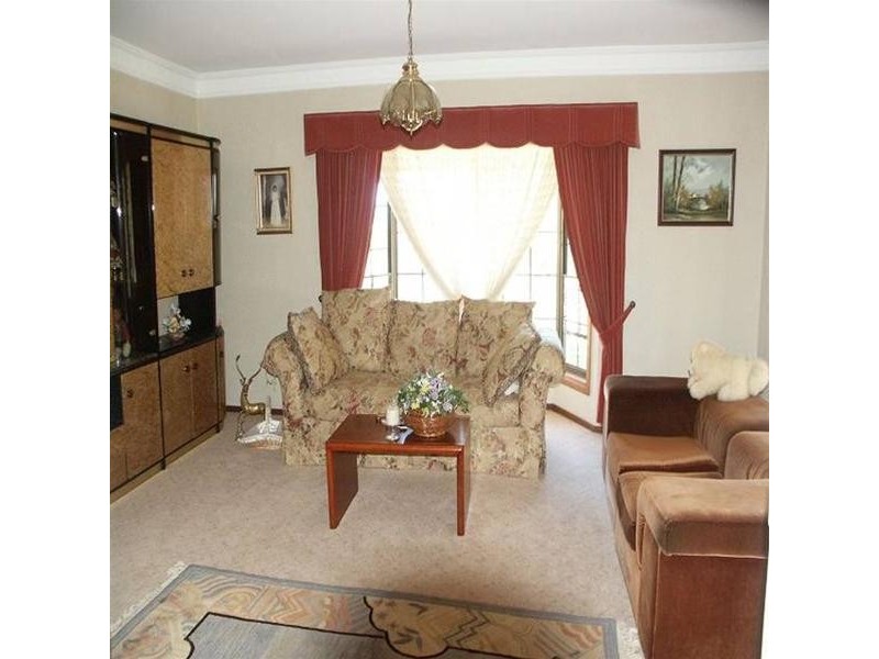 14 Blomfield Road, Denham Court NSW 2565