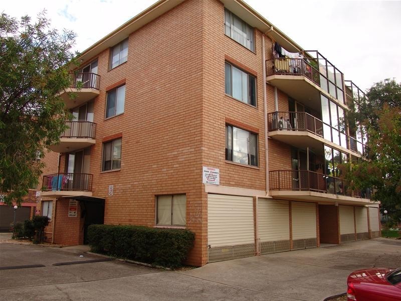 62/3 Riverpark Drive, Liverpool NSW 2170