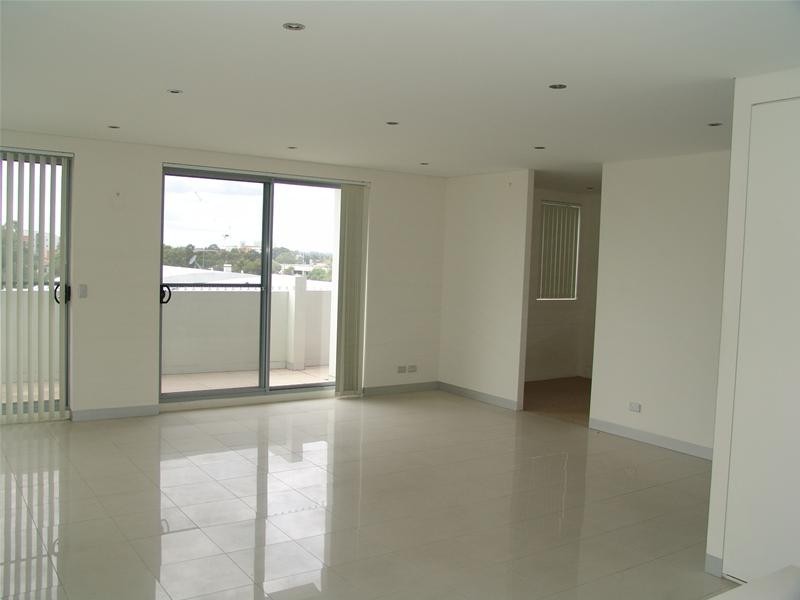 93/12-18 Bathurst Street, Liverpool NSW 2170