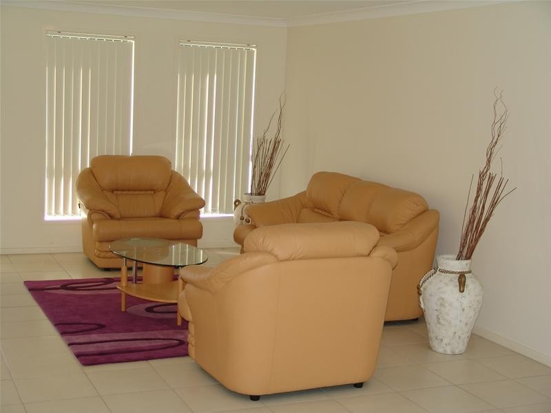 47 Coffs Harbour Avenue, Hoxton Park NSW 2171