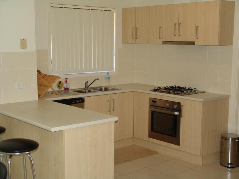 47 Coffs Harbour Avenue, Hoxton Park NSW 2171