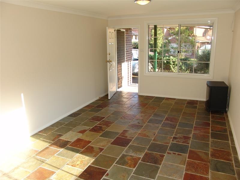 3B Heysen Place, Casula NSW 2170