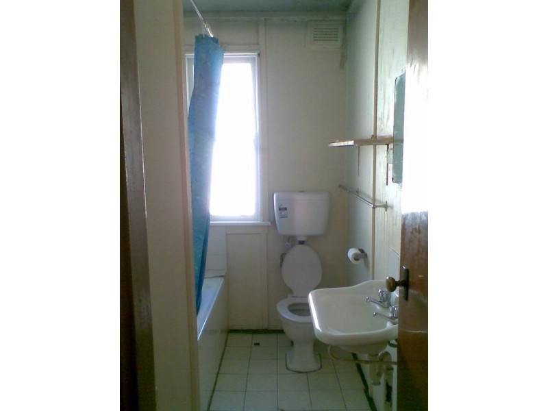 76 Derna Road, Holsworthy NSW 2173