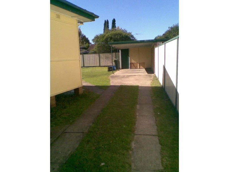 76 Derna Road, Holsworthy NSW 2173