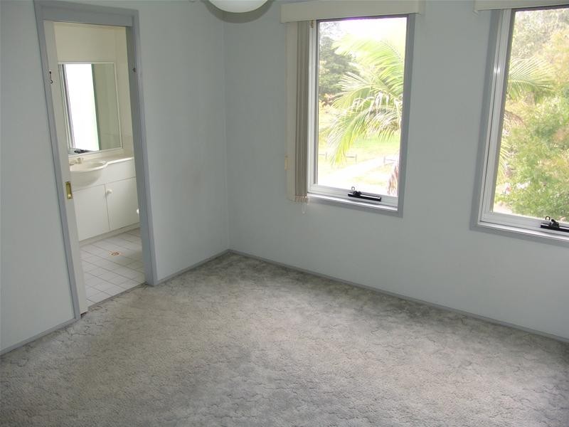 8 Tate Place, Horningsea Park NSW 2171