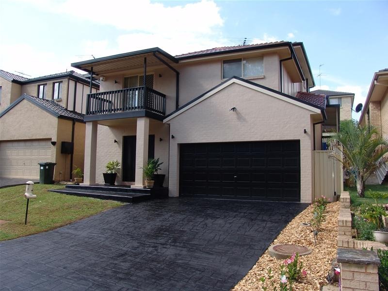 13 Perina Close, Casula NSW 2170