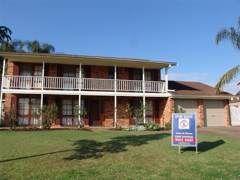 15 Phar Lap Close, Casula NSW 2170