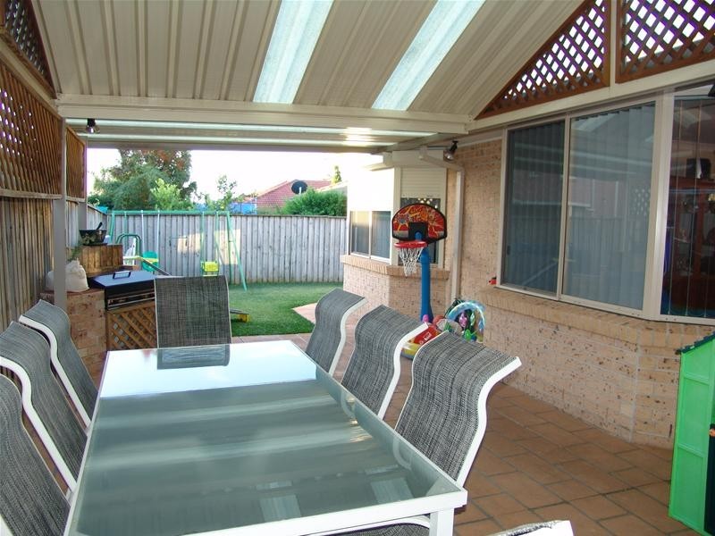 4 Greenwell Crescent, Prestons NSW 2170