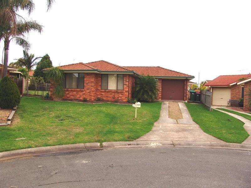 13 Gosling Avenue, Green Valley NSW 2168
