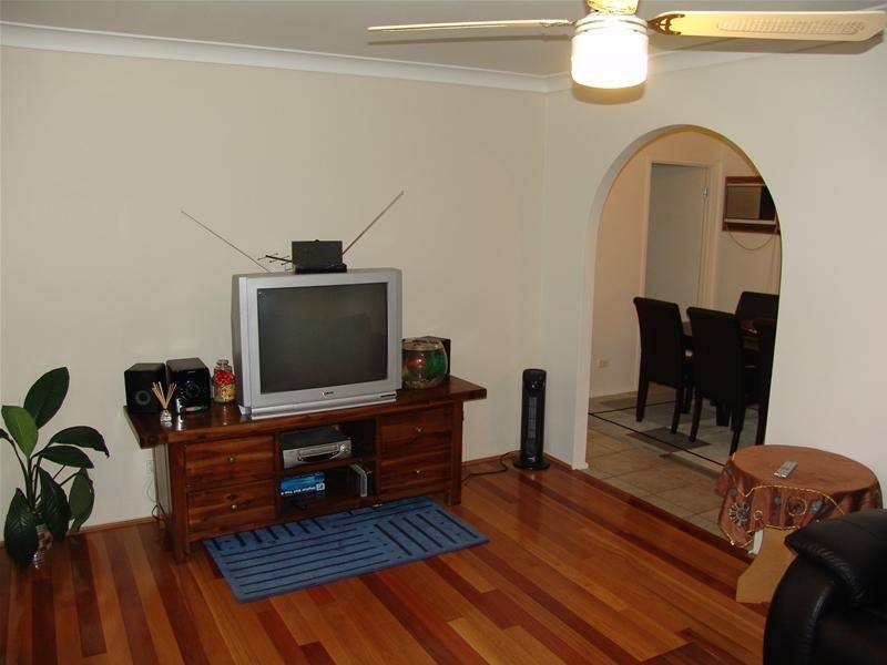 13 Gosling Avenue, Green Valley NSW 2168