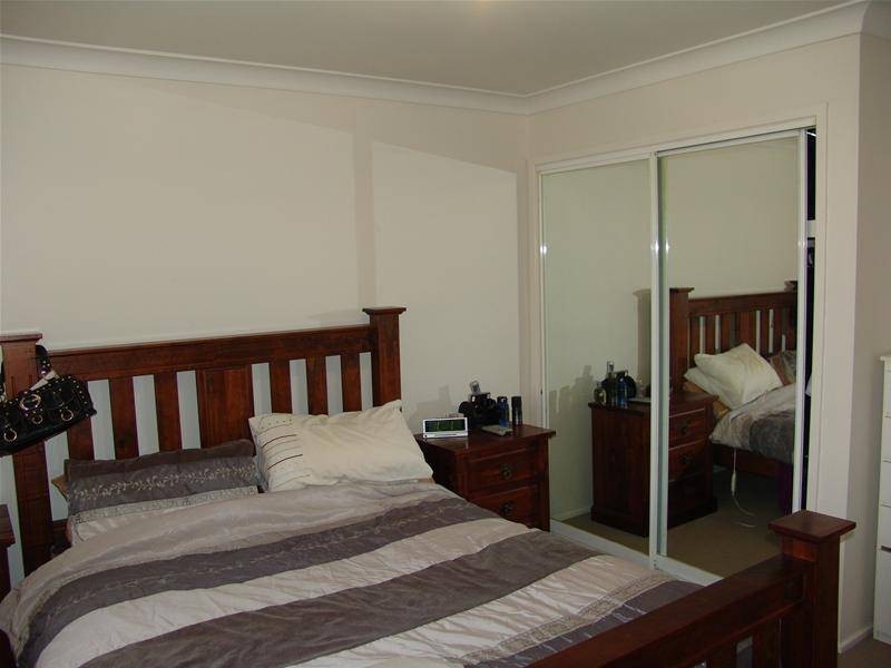 13 Gosling Avenue, Green Valley NSW 2168