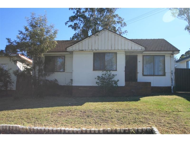 57 Brain Avenue, Lurnea NSW 2170