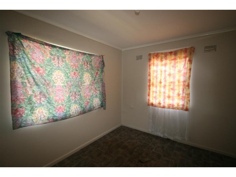 57 Brain Avenue, Lurnea NSW 2170