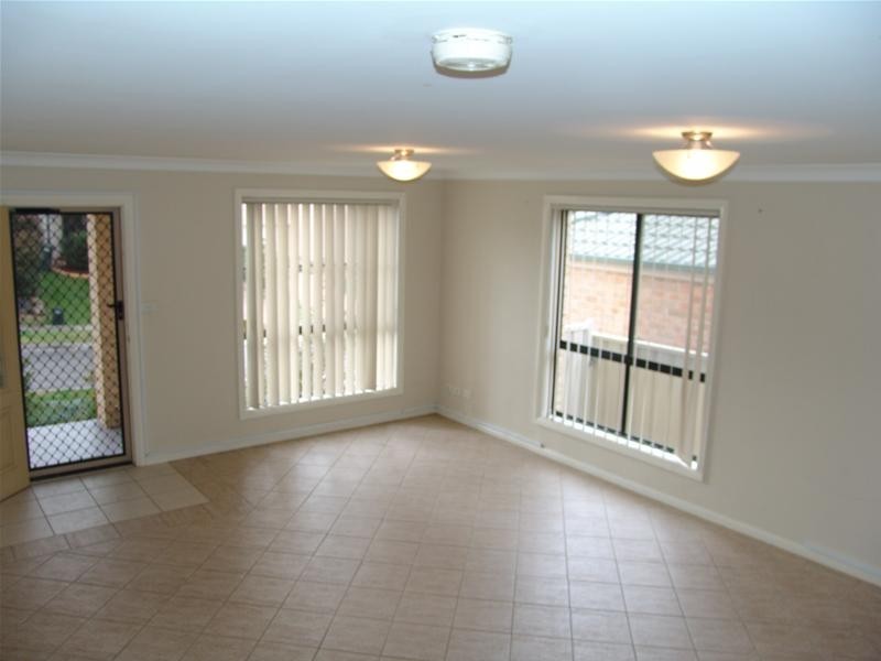 19 Kitson Way, Casula NSW 2170