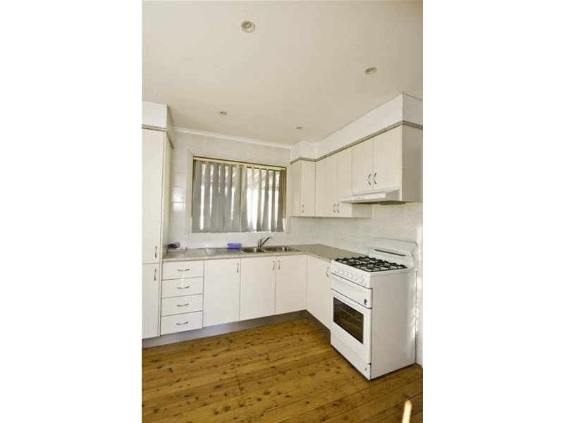 19 Bobin Road, Sadleir NSW 2168