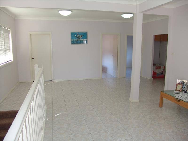 17 May Avenue, Rossmore NSW 2557