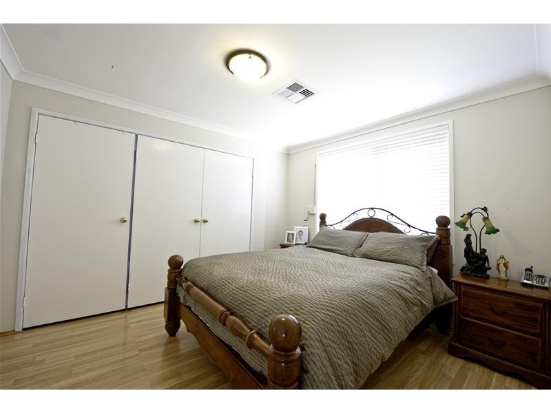 32 Braidwood Drive, Prestons NSW 2170